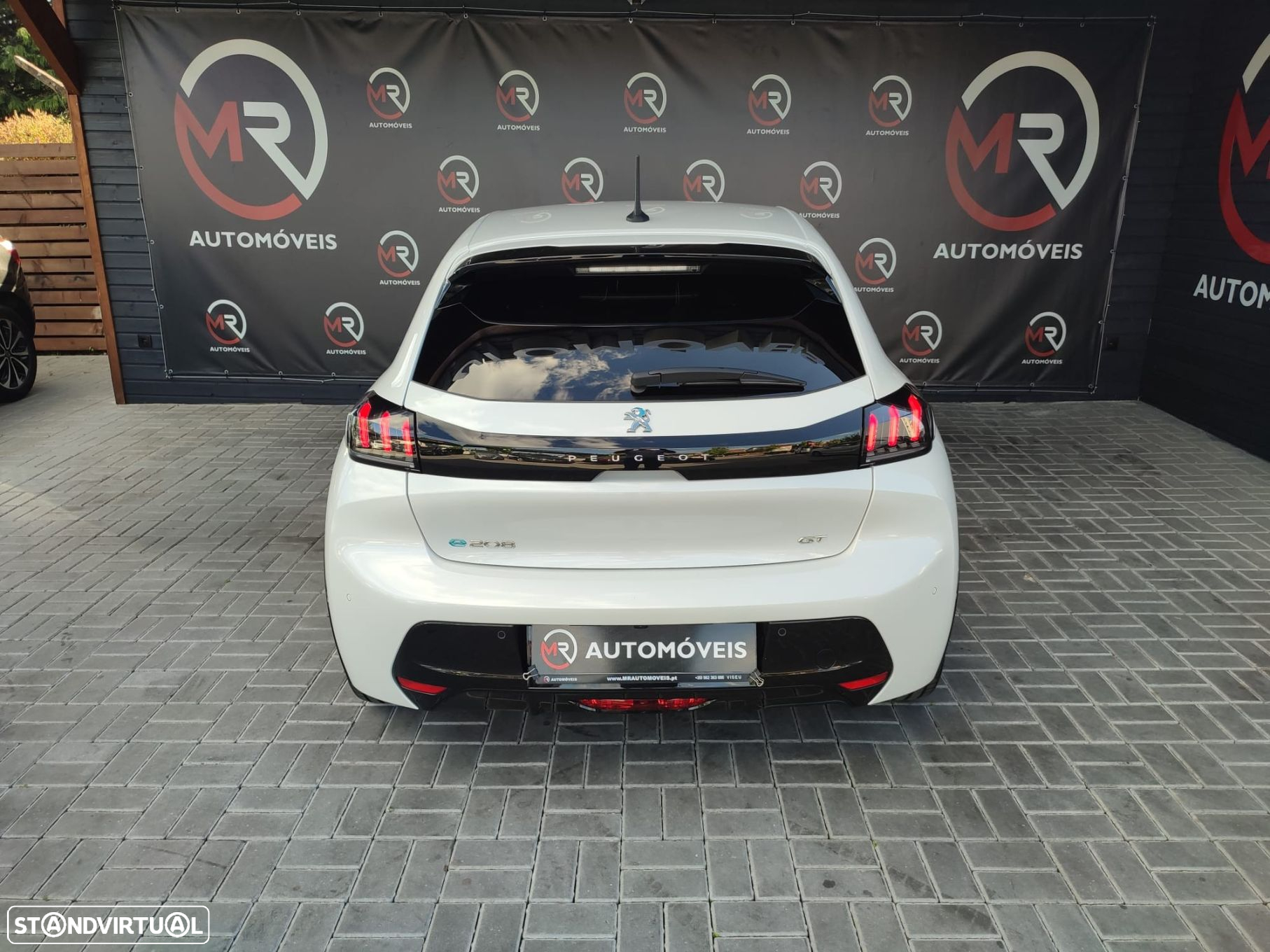 Peugeot e-208 50 kWh GT - 8