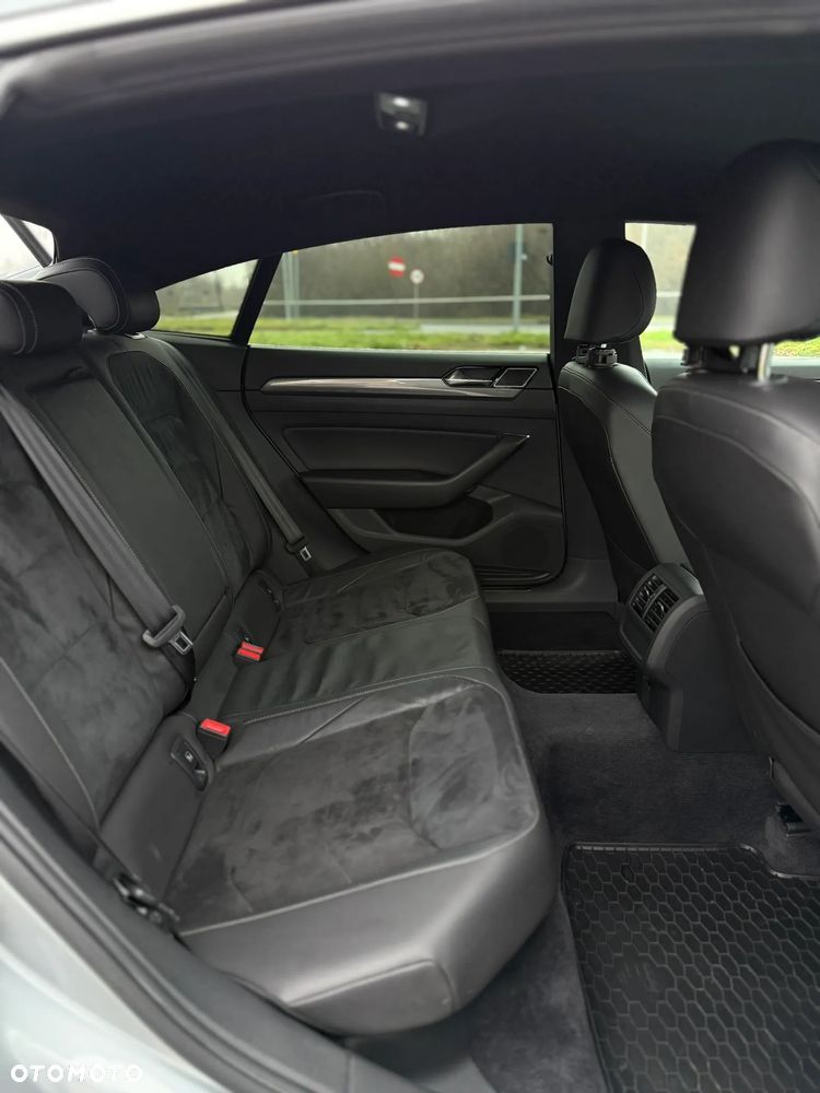 Volkswagen Arteon 2.0 TDI 4Motion SCR R-Line DSG - 17