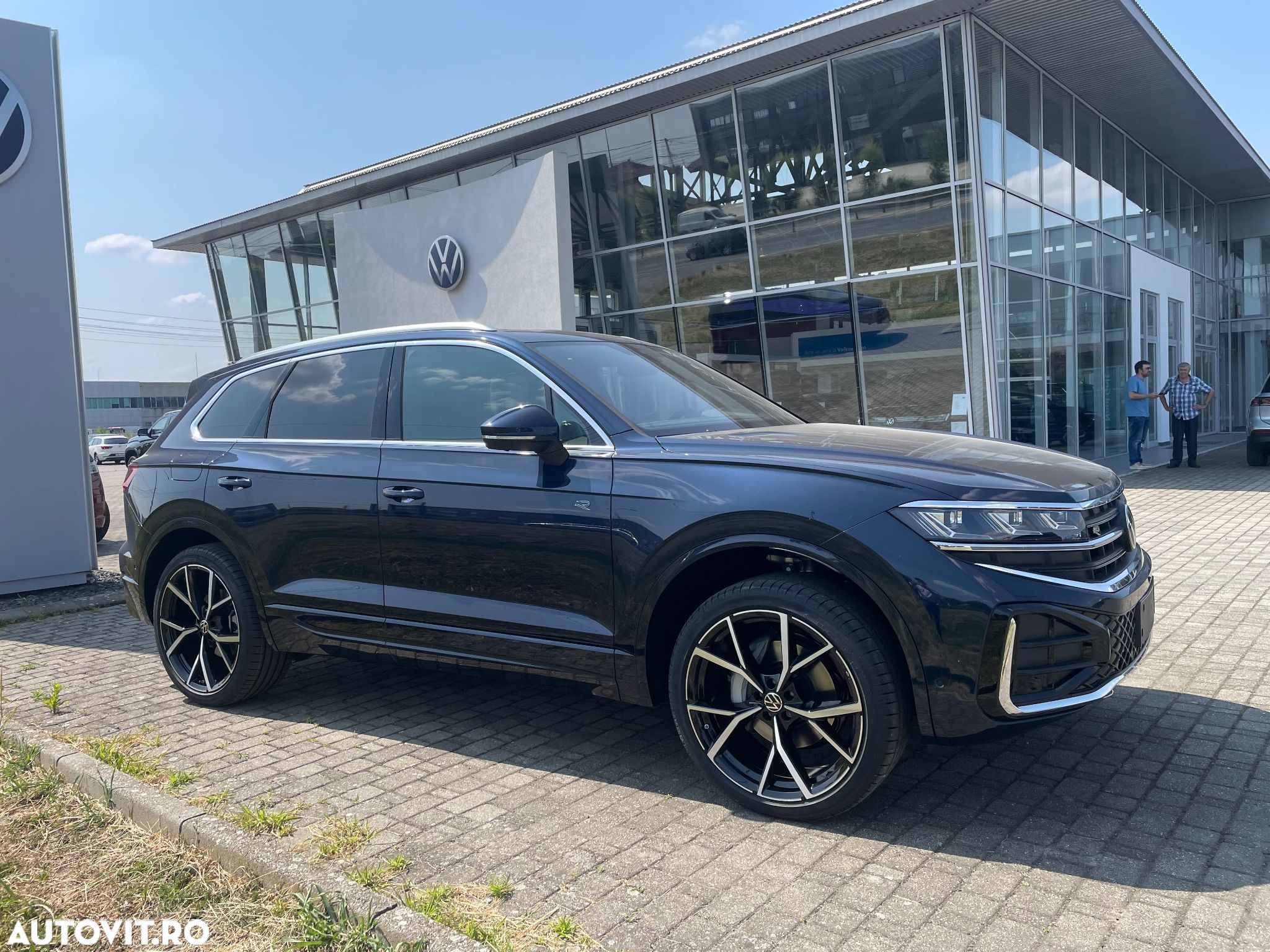 Volkswagen Touareg V6 TDI R-Style - 1