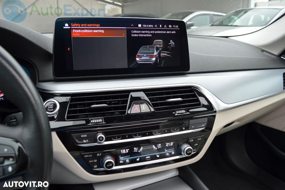 BMW Seria 5 520d Aut. Luxury Line - 24