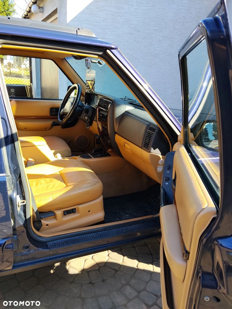 Jeep Cherokee 4.0 Limited - 15