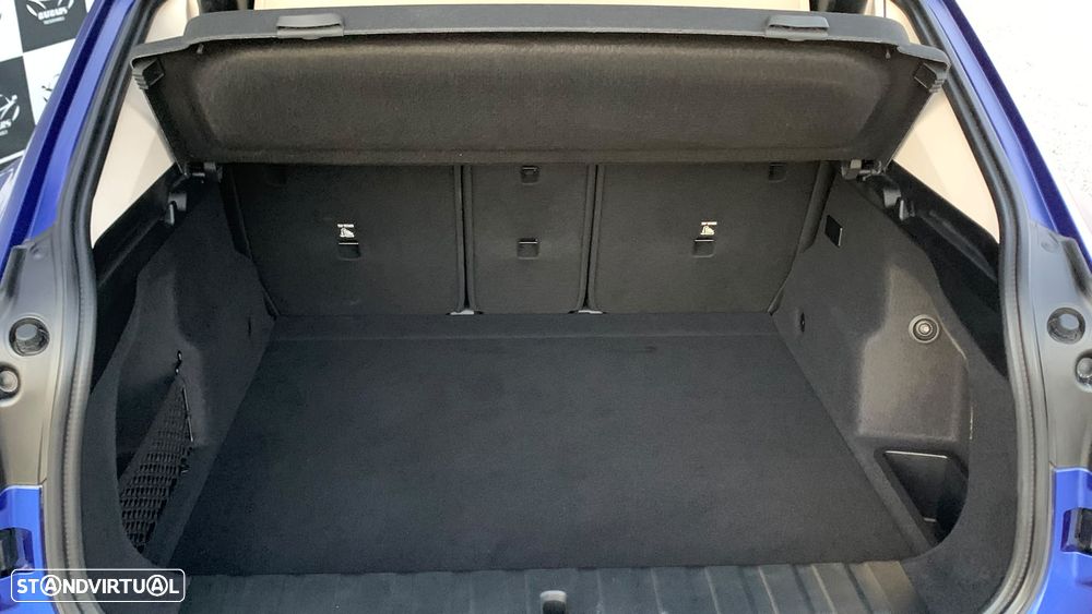 BMW iX2 eDrive20 - 33