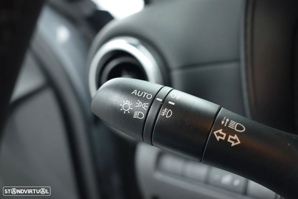 Nissan Juke 1.0 DIG-T N-Connecta NAV. DCT - 17