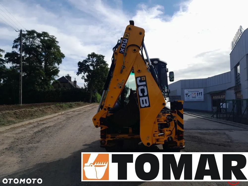 JCB 3CX - 8