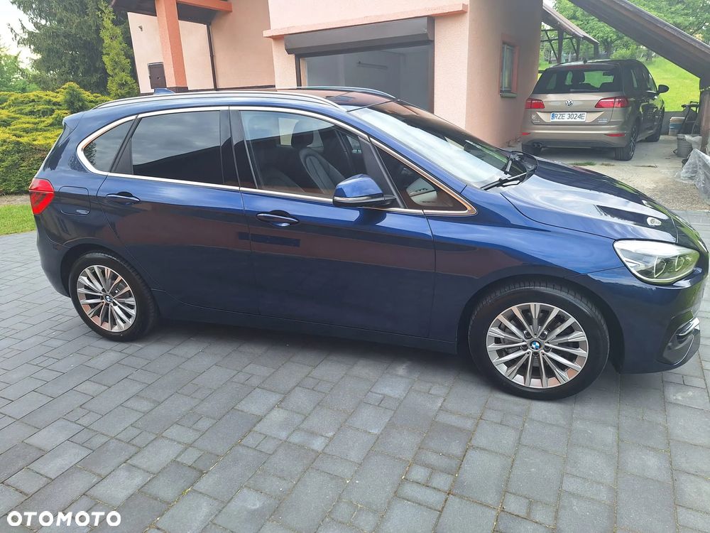 BMW Seria 2 220d Luxury Line - 4