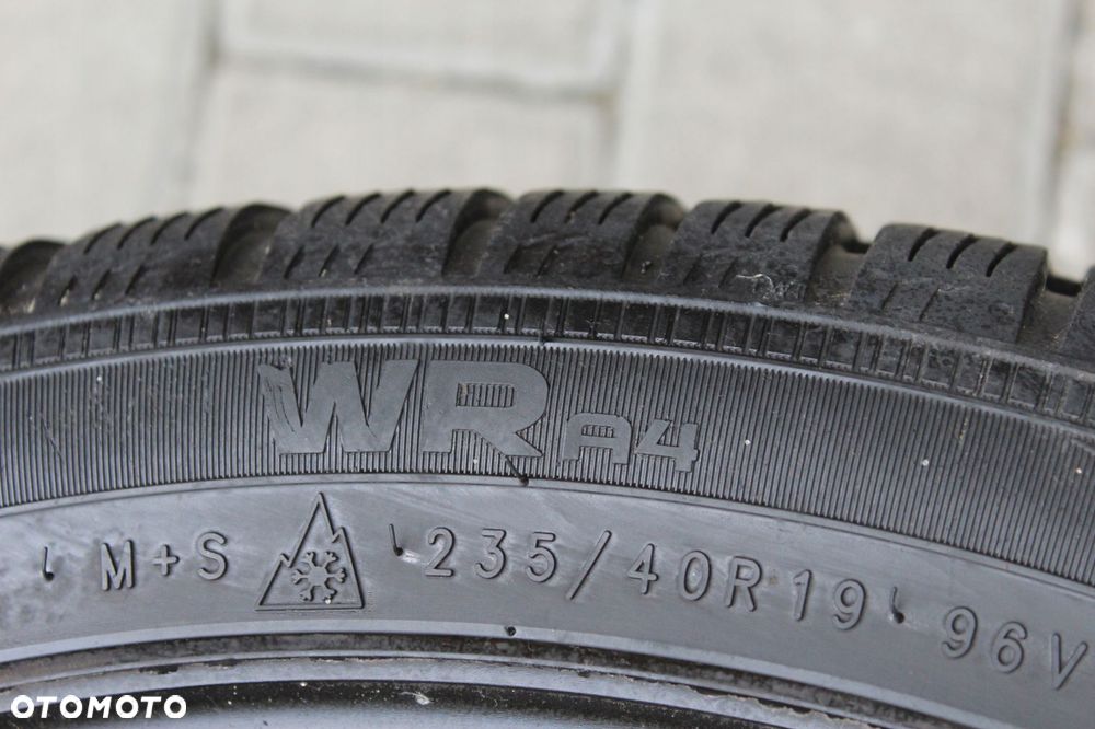 2x 235/45r19 nokian wr a4 96v xl 18r 6mm - 5