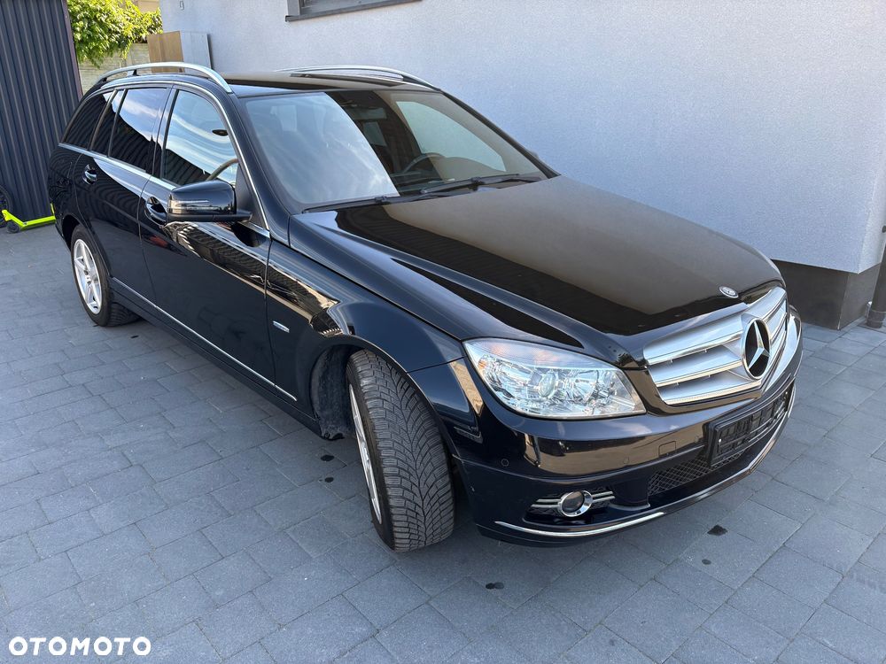 Mercedes-Benz Klasa C 180 CDI DPF (BlueEFFICIENCY) Elegance - 10