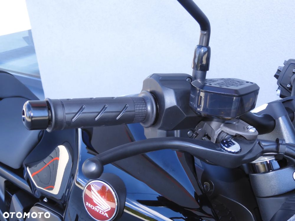 Honda CB - 9