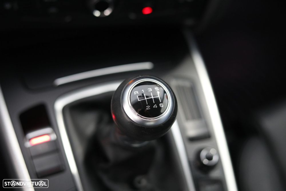 Audi A4 2.0 TDI - 11