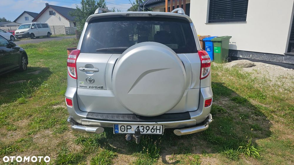 Toyota RAV4 - 4