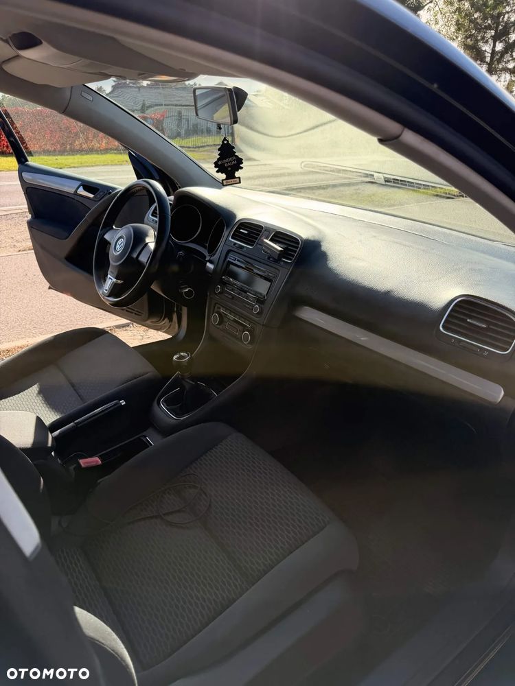 Volkswagen Golf - 2