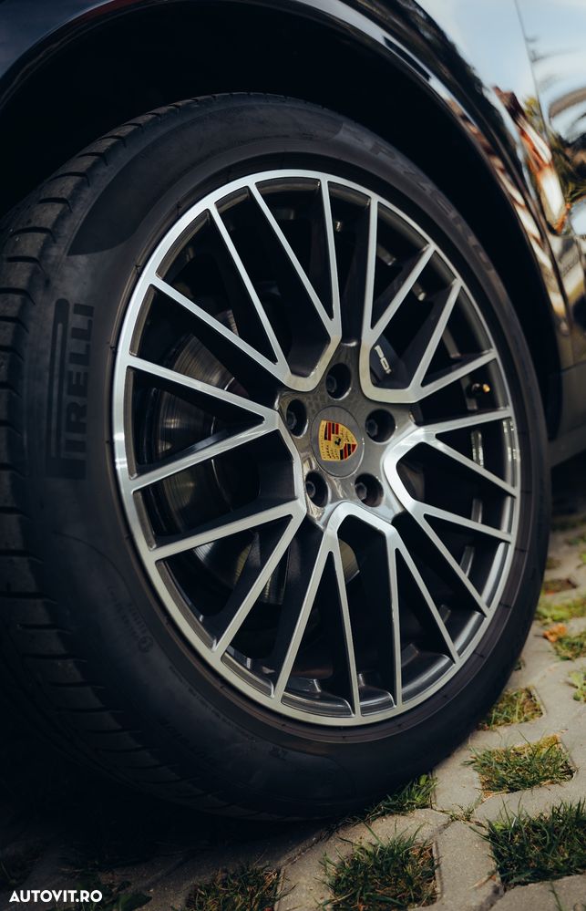 Porsche Cayenne Standard - 20