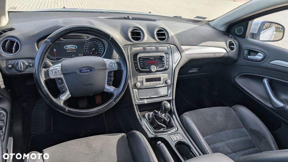 Ford Mondeo 2.0 TDCi Titanium X - 13