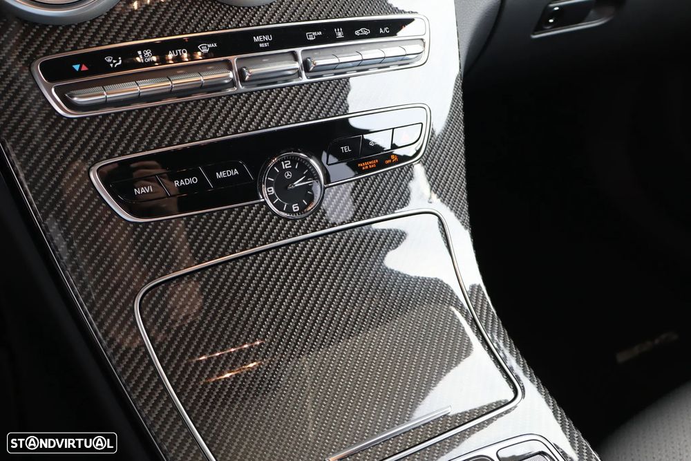 Mercedes-Benz C 300 de AMG Line - 29