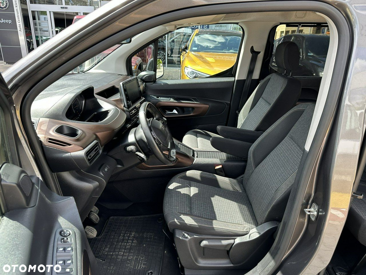 Peugeot Rifter - 14