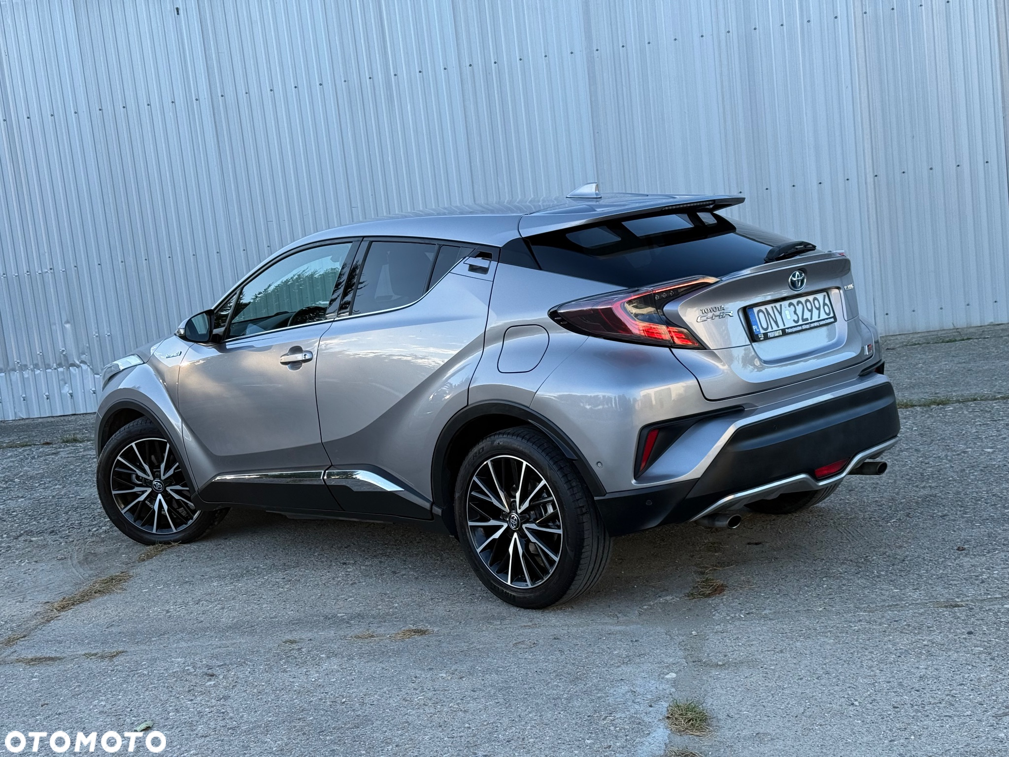 Toyota C-HR 1.8 Hybrid Premium - 30