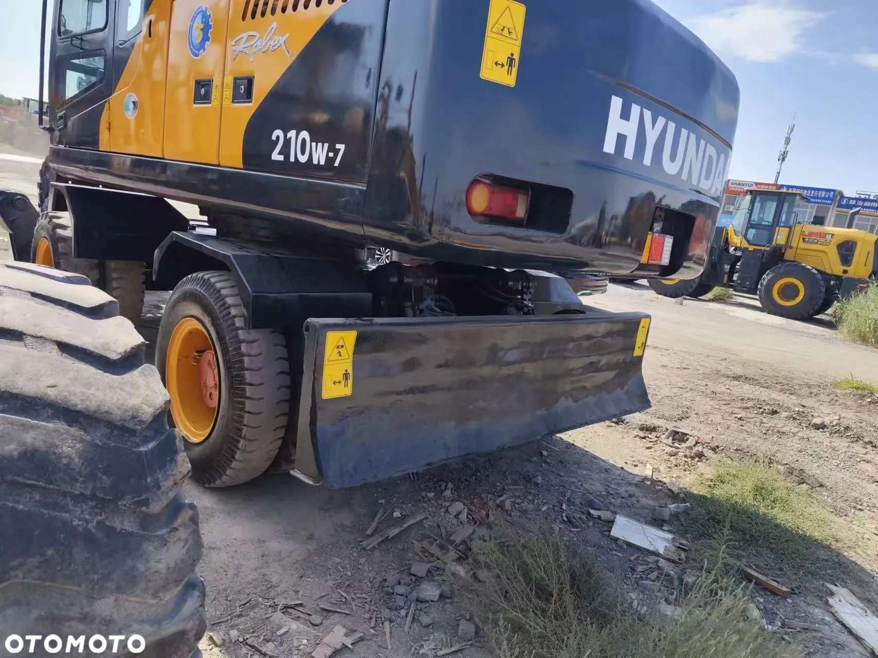 Hyundai R210W‑7 /Jak NOWA! /SUPER STAN / GPS W CENIE /Tylko 1,8T.MH. / DODATKOWE ŁYŻKI / CUMMINS / TRANSPORT W CENIE - 16