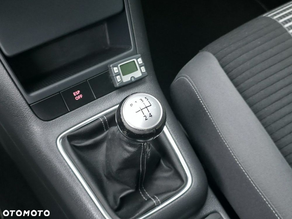 Volkswagen Golf Plus - 17