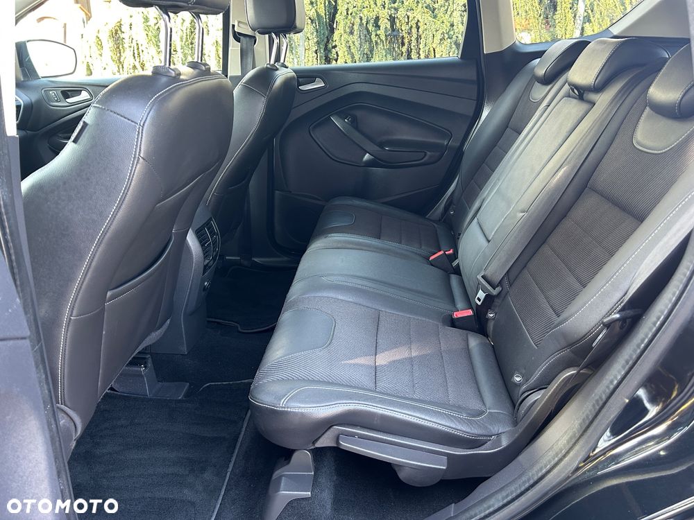 Ford Kuga 2.0 TDCi 2x4 Titanium - 27