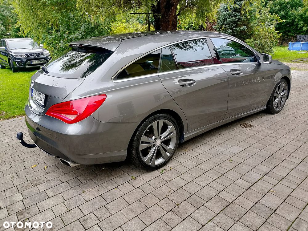 Mercedes-Benz CLA 200 7G-DCT SCORE - 24
