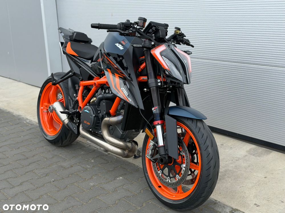 KTM Super Duke - 1