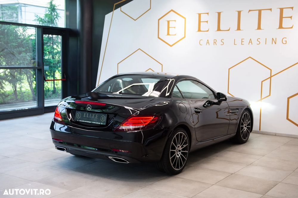 Mercedes-Benz SLC 300 9G-TRONIC - 16
