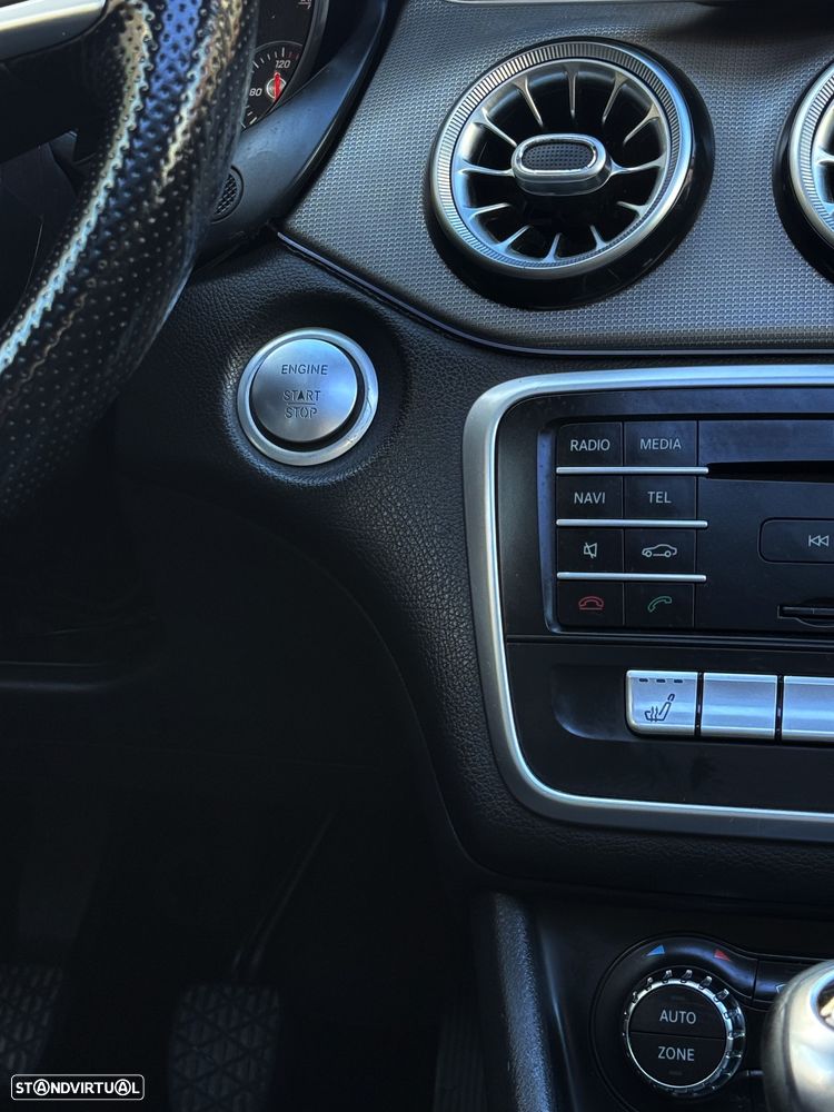 Mercedes-Benz CLA 180 d Shooting Brake AMG Line - 17