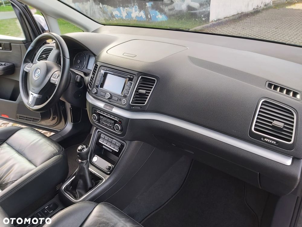 Volkswagen Sharan 2.0 TDI DPF Highline - 17