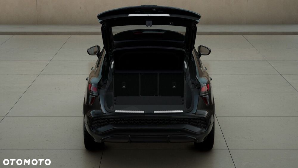 Audi Q3 Sportback - 11