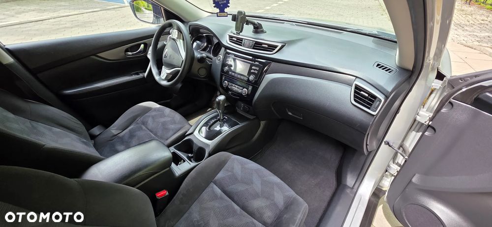 Nissan Rogue - 11