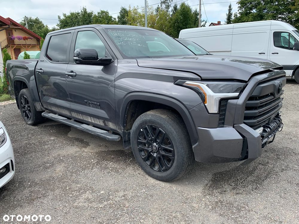 Toyota Tundra - 13