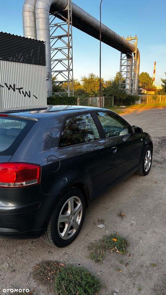 Audi A3 1.6 Attraction - 5