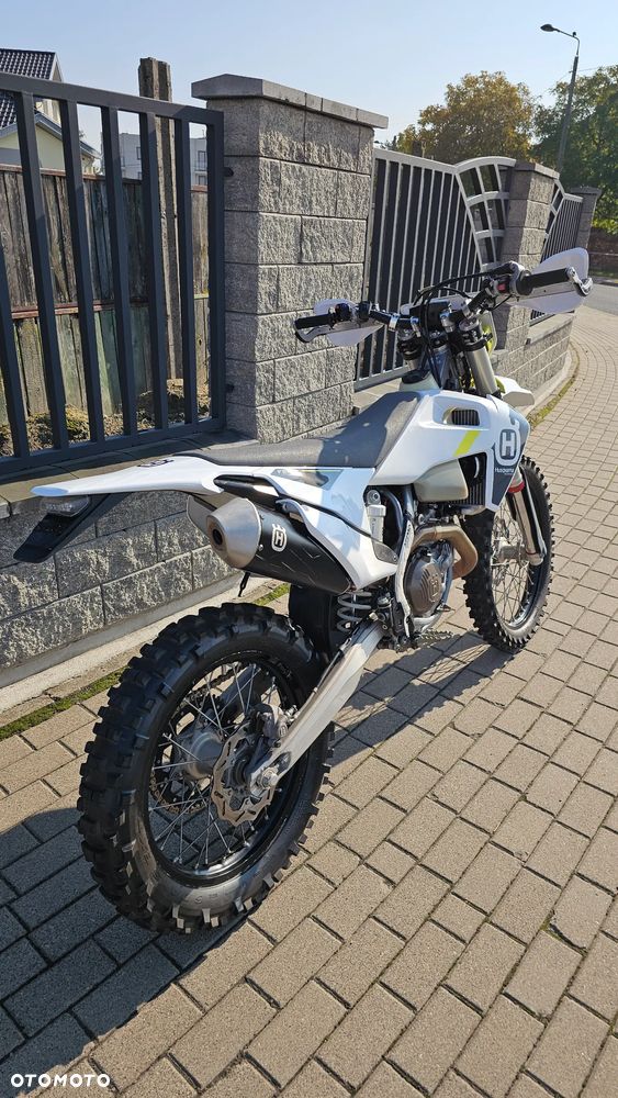 Husqvarna FE - 17