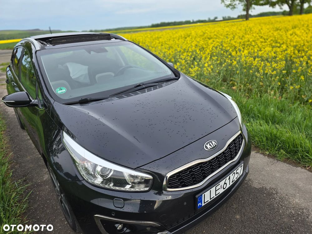 Kia Ceed 1.6 CRDi 136 DCT ISG Platinum Edition - 11