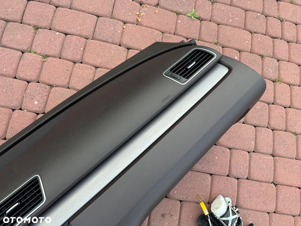 DESKA KONSOLA KOKPIT PODUSZKA PASY PASSAT B7 BRĄZOWA - 8