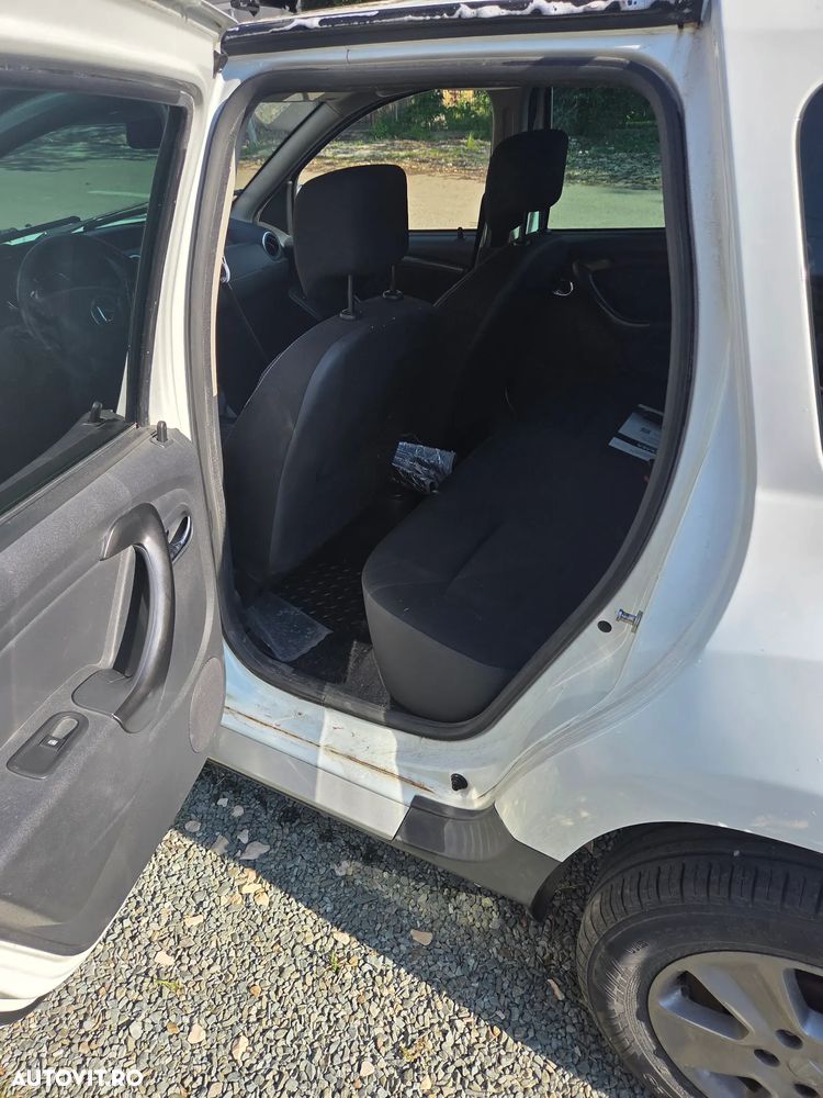 Dacia Duster 1.5 dCi 4x4 Ambiance - 4