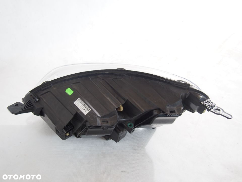 Peugeot Expert Traveller 16r Reflektor prawy lampa prawa xenon 2016 - 3