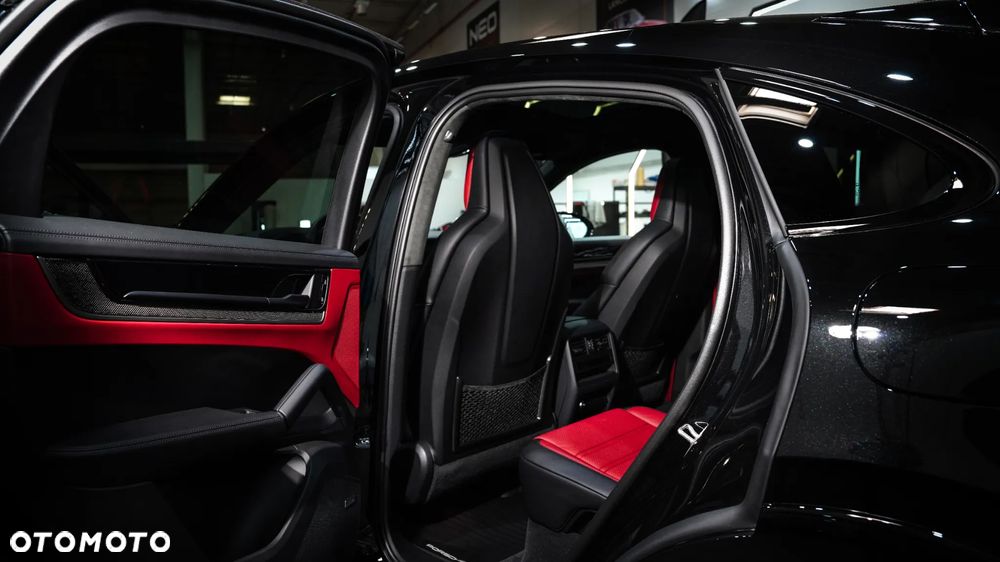 Porsche Cayenne - 20