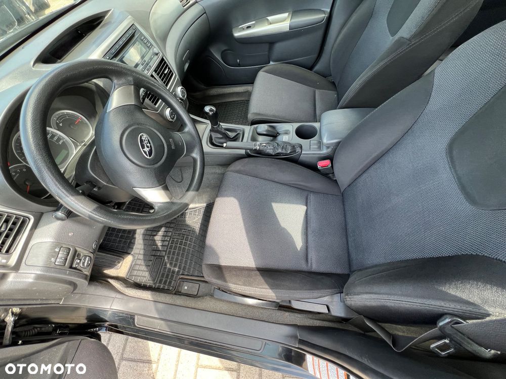 Subaru Impreza - 15