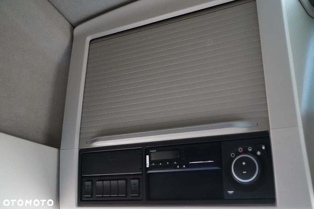 Volvo FH 460 / ZESTAW TANDEM / 120 M3 / PRZEJAZDOWY / I-SAVE / KLIMA POSTOJOWA  / OŚ PODNOSZONA I SKRĘTNA  / 2021 ROK / - 32