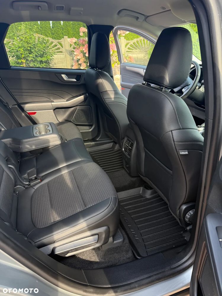 Ford Kuga 2.5P PHEV FWD Titanium X - 18