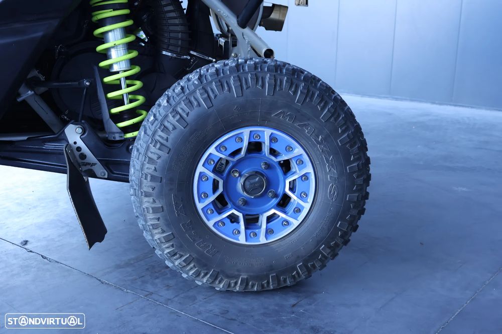 Can-Am Maverick X3 - 16