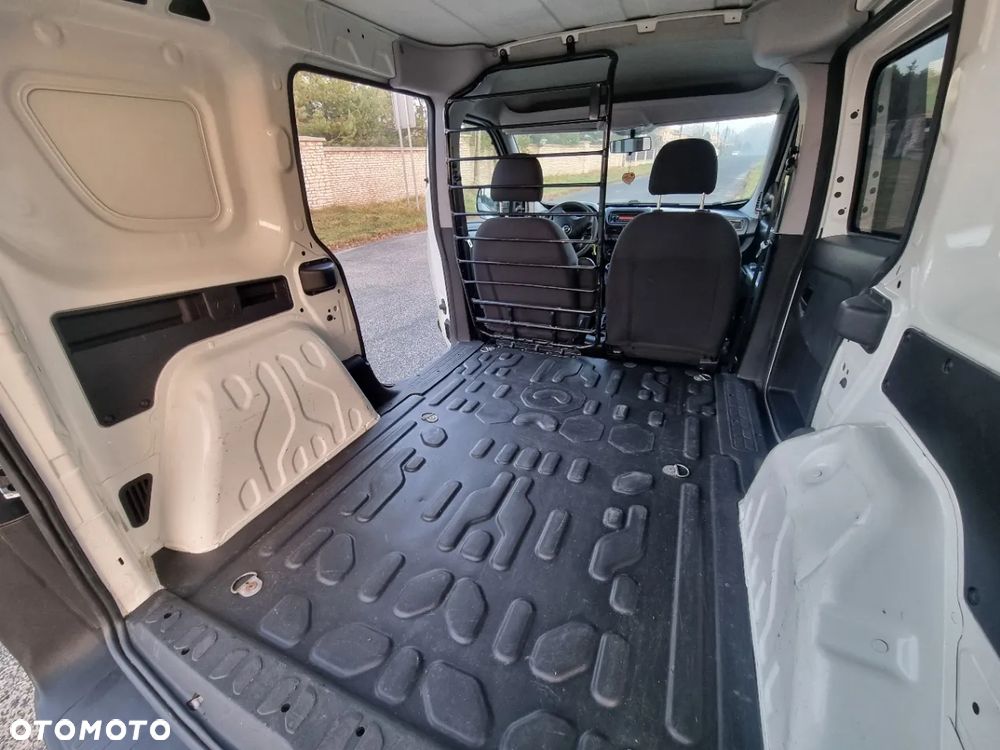 Opel Combo - 13