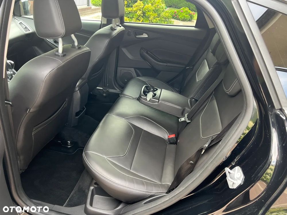 Ford Focus 1.5 EcoBoost Titanium Business - 23