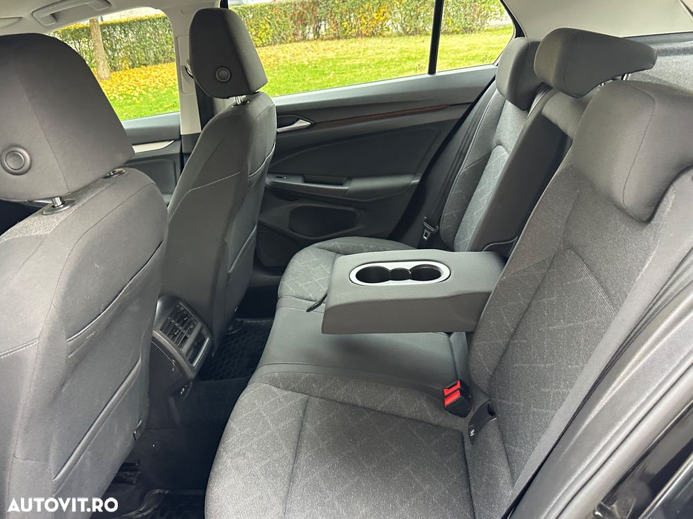 Volkswagen Golf 2.0 TDI SCR - 22