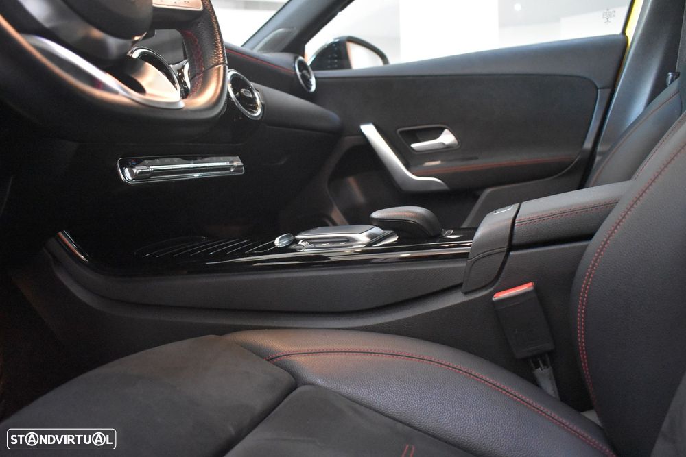 Mercedes-Benz A 250 - 50