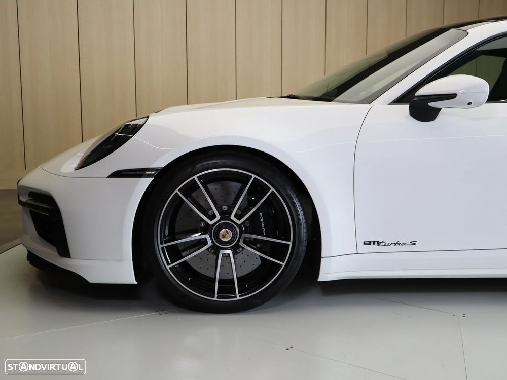 Porsche 911 (992) Turbo S PDK - 11
