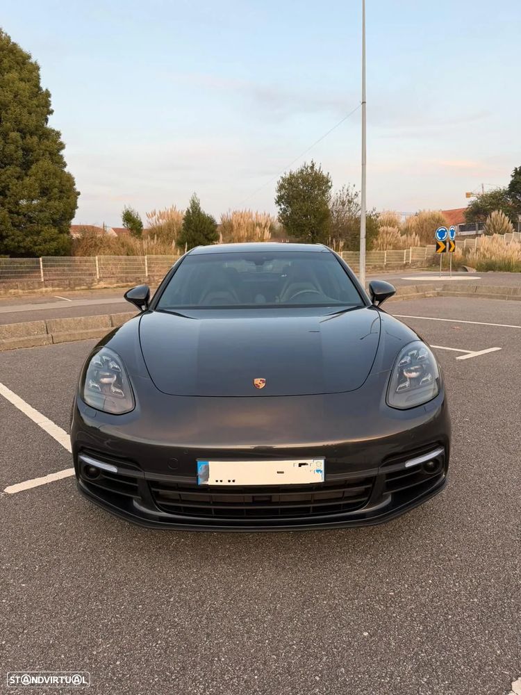 Porsche Panamera Sport Turismo 4 E-Hybrid - 6