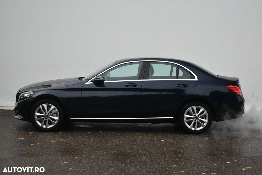 Mercedes-Benz C 300 e 4MATIC Aut. - 13