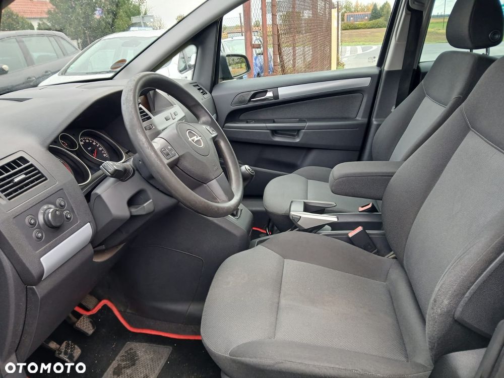 Opel Zafira 1.8 - 9